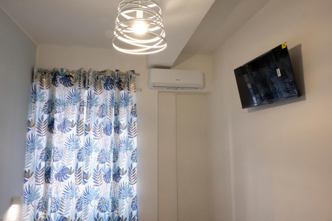 Antica Dogana Apartments Maestrale Террачина Экстерьер фото